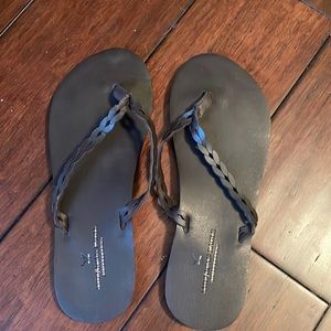 black american eagle flip flops